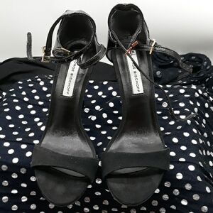 JORGE BISCHOFF BLACK HEELS